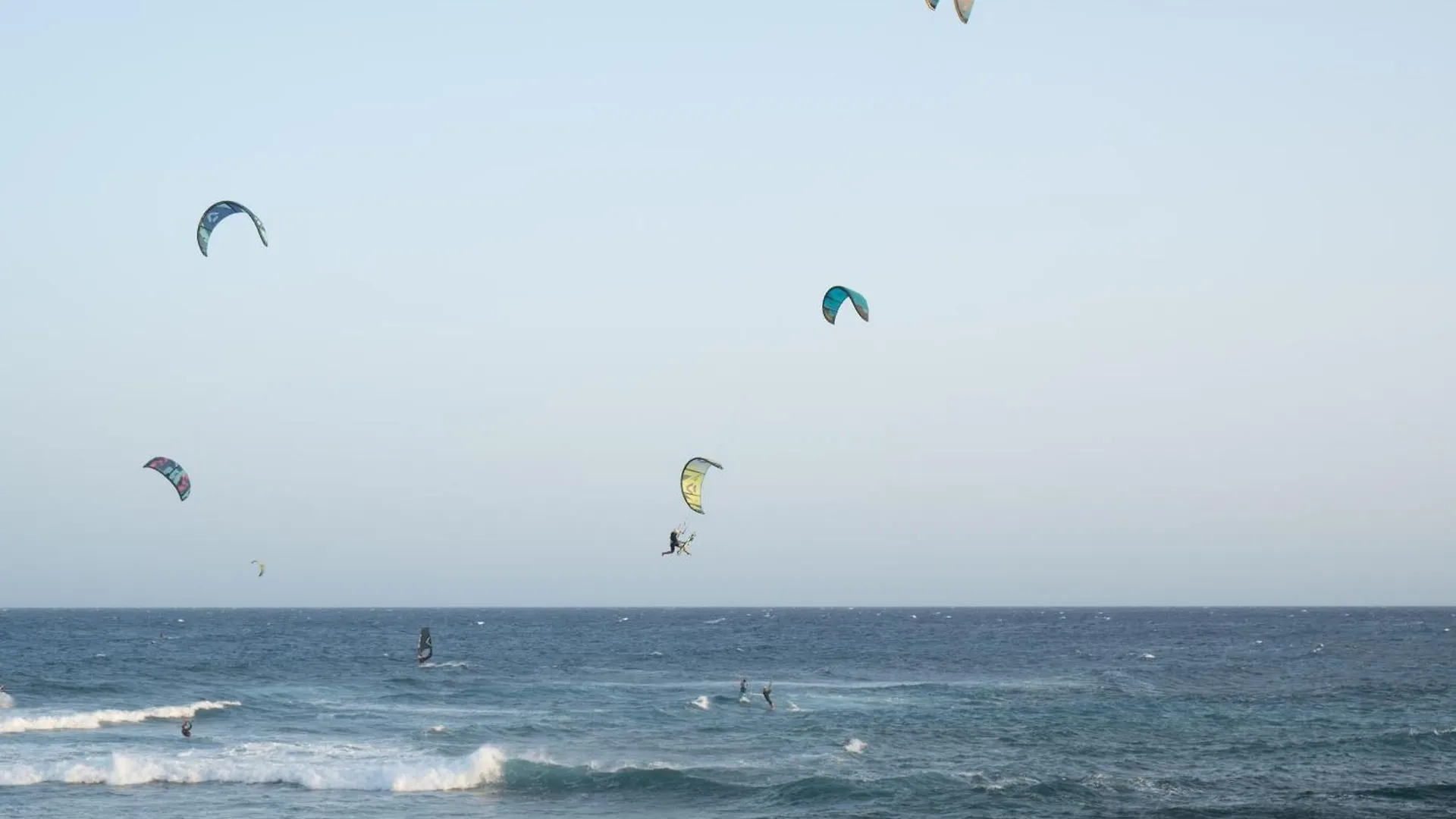 Δωμάτια σε οικογενειακή κατοικία Medano Beach Coliving Ελ Μέντανο